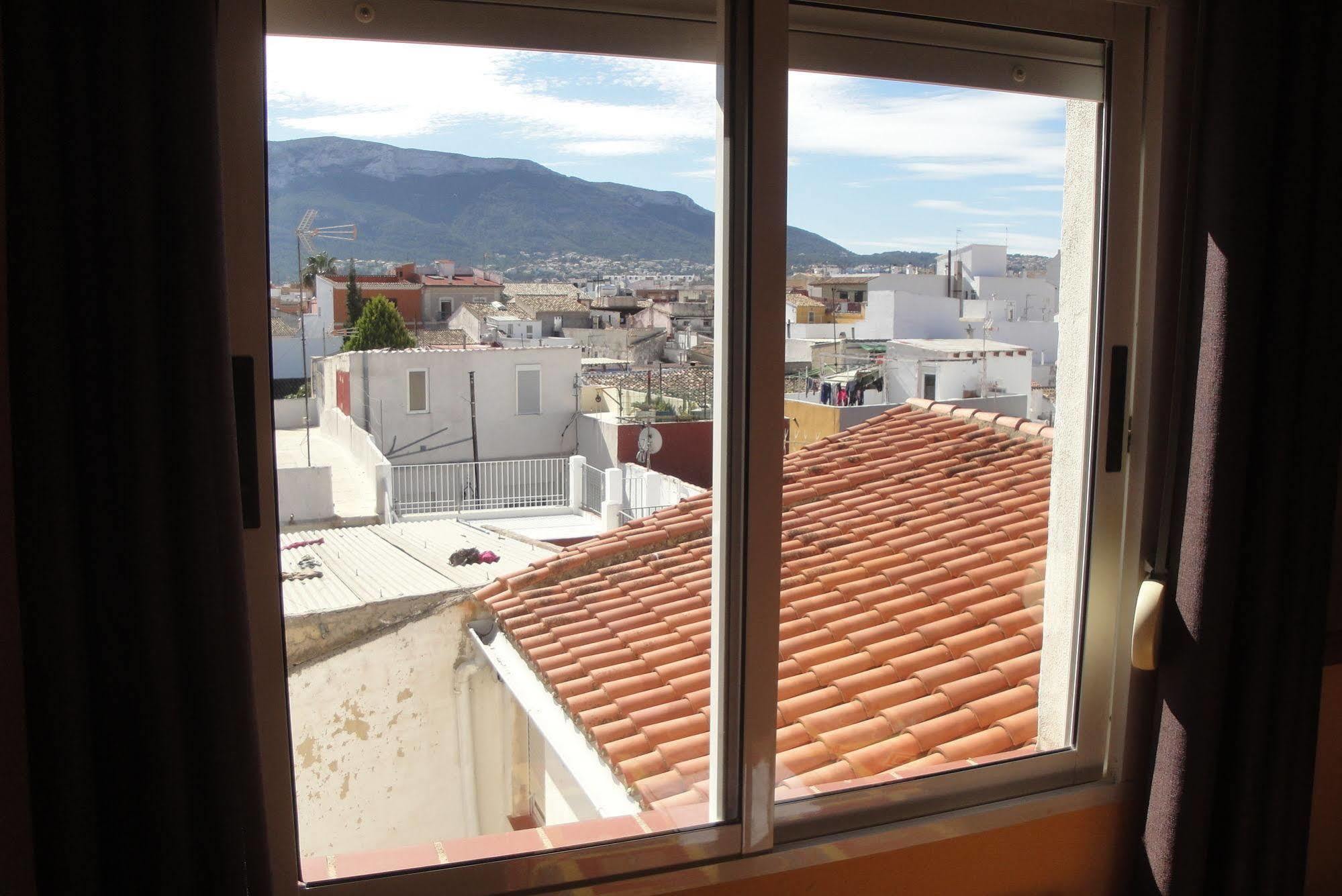 Hostal Cristina Denia Exterior foto